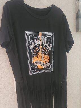 Black Nashville Graphic Fringe Short Sleeve Tee